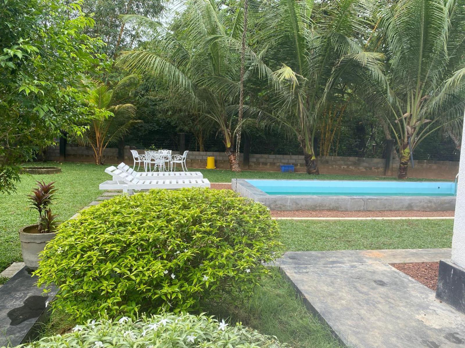 Villa Tropical Oasis Balapitiya Bagian luar foto